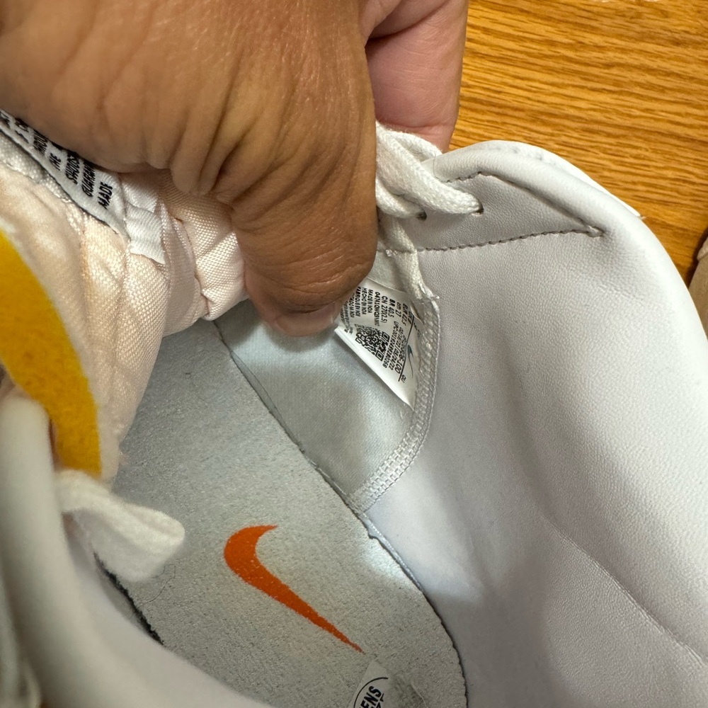 Nike Blazer 77 high top Men’s 9